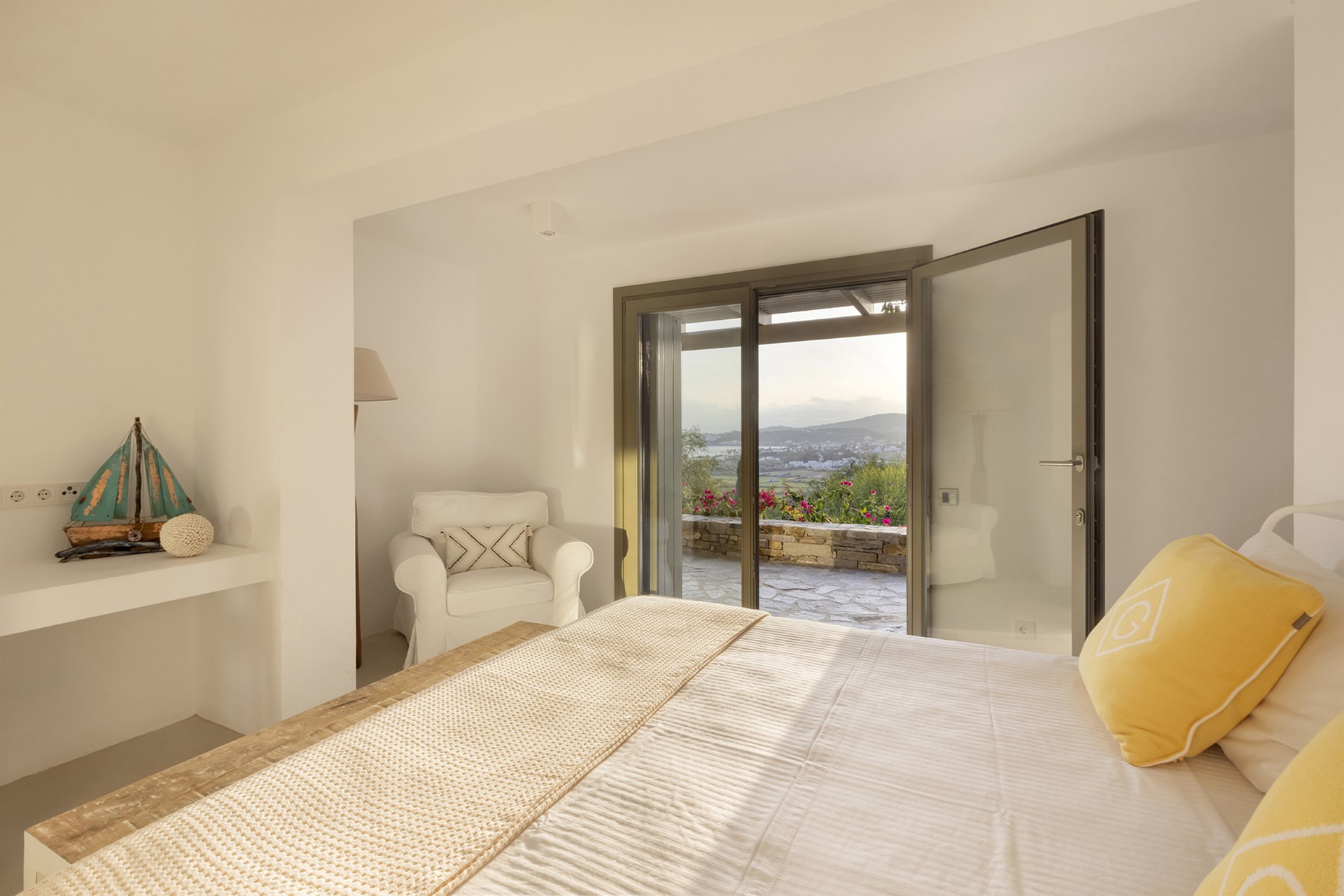 Villa Palmyra, luxury villas Paros The Thinking Traveller